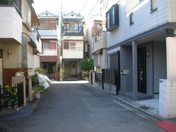 Other local.  [Immediate Available] Start a new life in this area! 