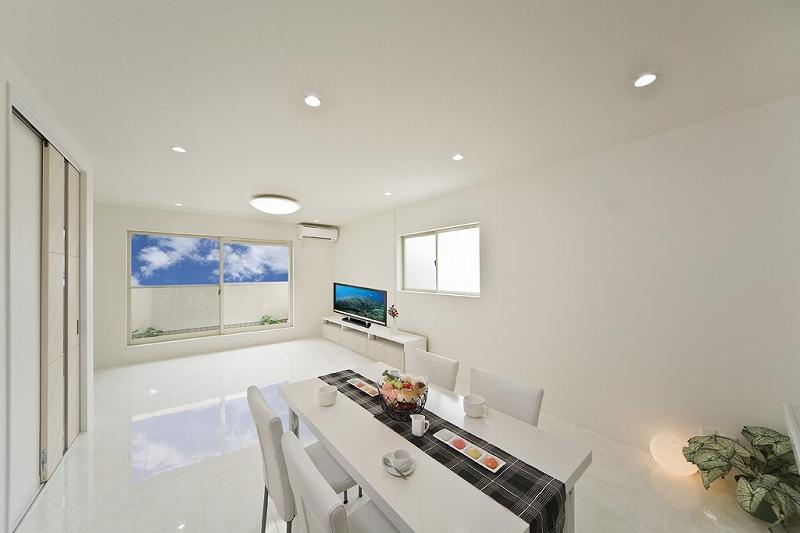 Building plan example (introspection photo). Fiore House series construction cases Introspection is possible to Otsukuri the original 1 House so you can be your favorite design from the floor of the color until the color of the wall