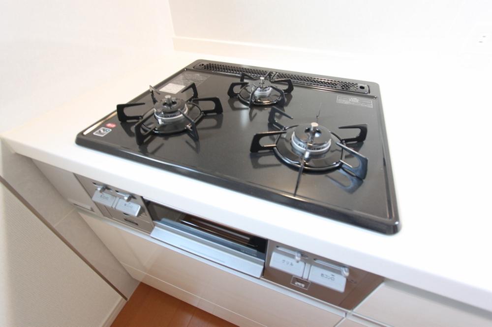 Kitchen.  ◆ kitchen Stove