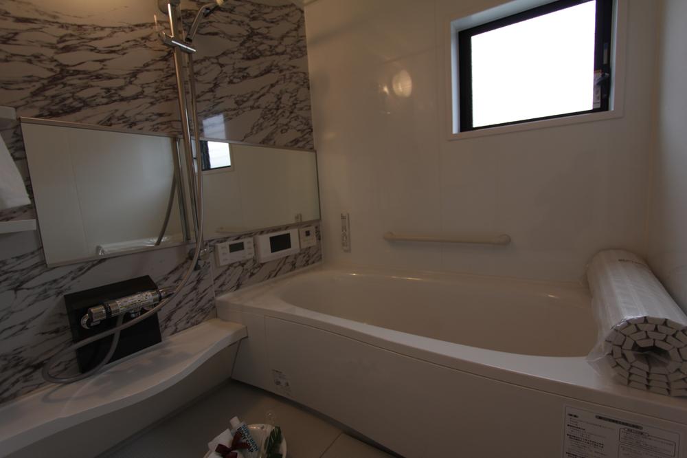 Building plan example (introspection photo). tv set ・ With mist Kawakku. It will be fun every day of the bath