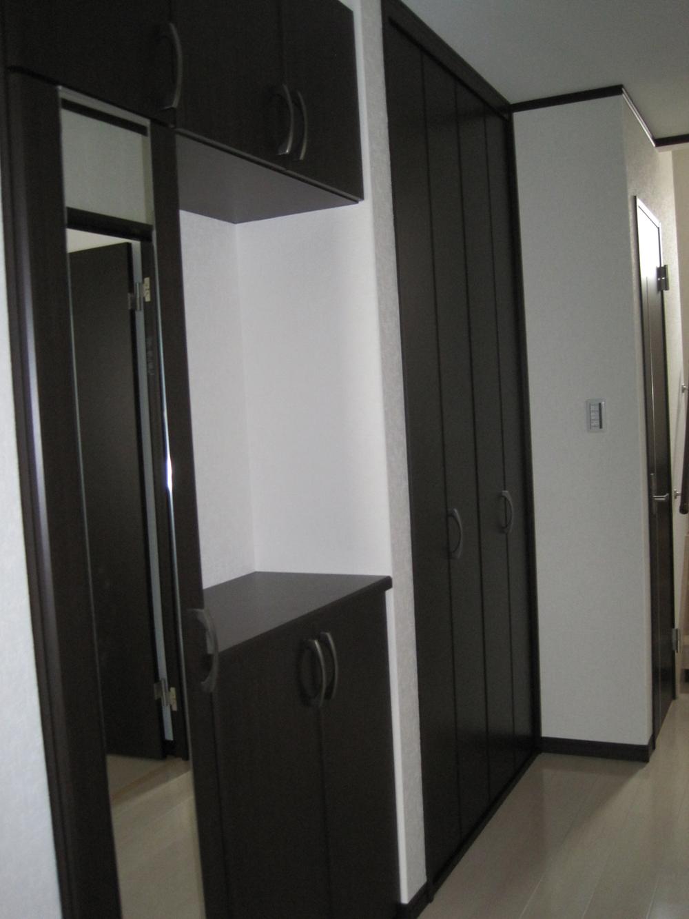 Building plan example (introspection photo). We also been enhanced entrance storage