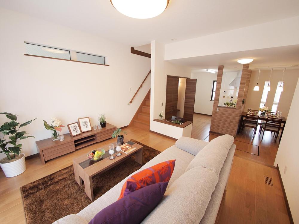 Living. 20 pledge over certain LDK. It becomes to skip floor living room feel for more than 20 Pledge.