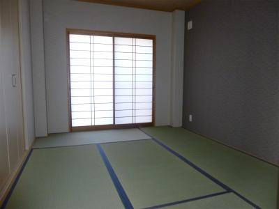 Non-living room. Is a Japanese-style room of calm atmosphere
