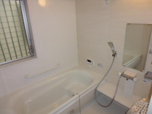 Bathroom. Peace of mind also the rainy season with a convenient bathroom dryer