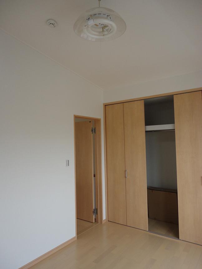 Non-living room. Image Photos