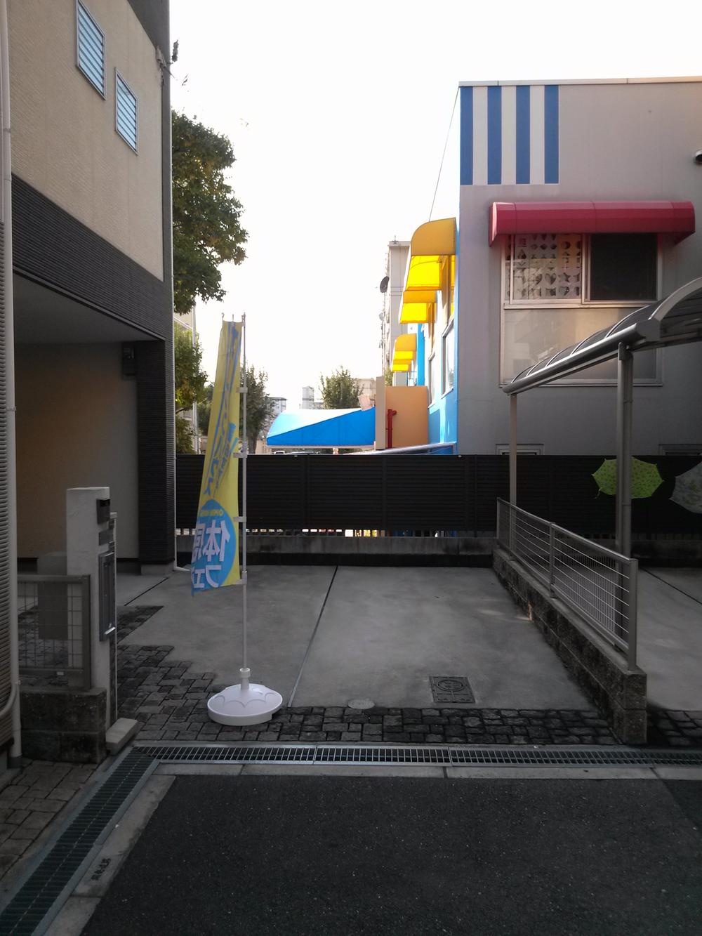 Parking lot. Local (11 May 2013) Shooting