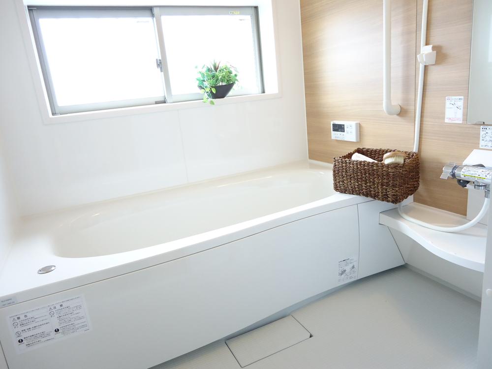 Bathroom. Hirano Hiranohigashi 4-chome 4LDK3-story 2780 ~ 31,800,000 yen 4 compartment Has been greatly discount