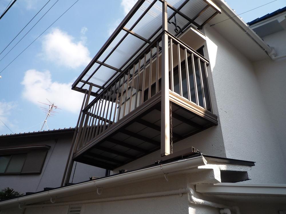 Local appearance photo. Local (12 May 2013) Shooting