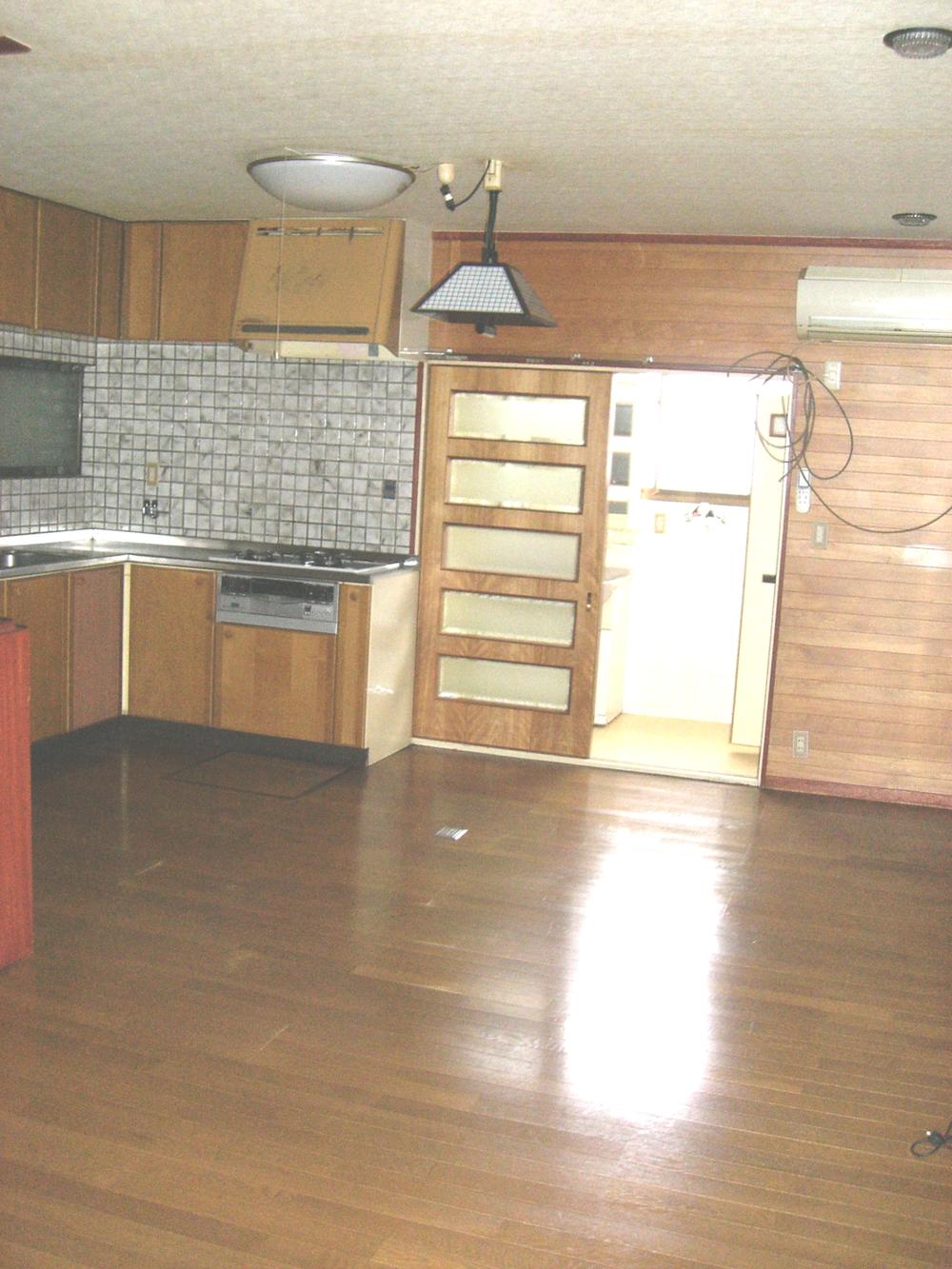 Living. Indoor (12 May 2013) Shooting