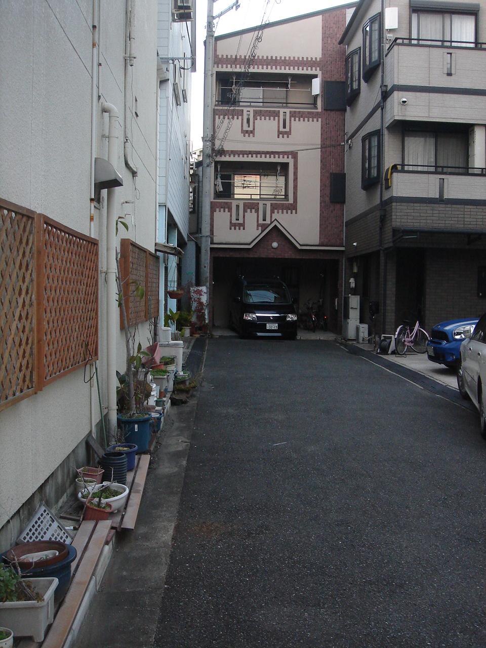 Local photos, including front road. Local (12 May 2013) Shooting