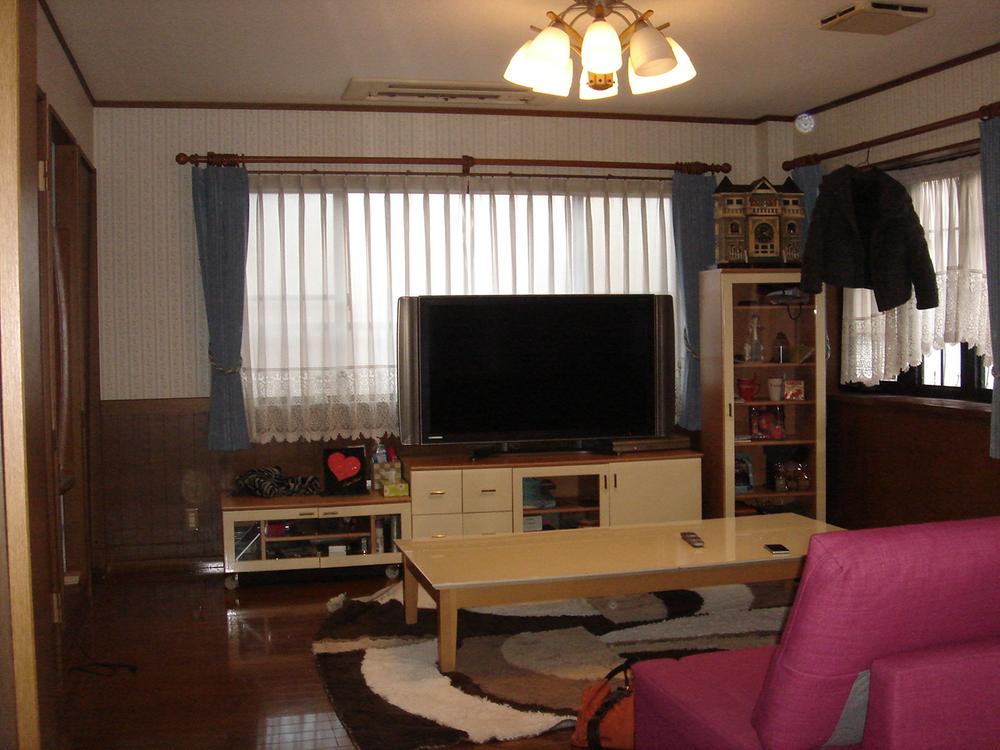 Living. Indoor (12 May 2013) Shooting