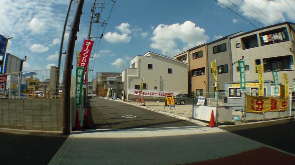 Local photos, including front road. Indoor (July 2013) Shooting