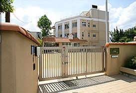 kindergarten ・ Nursery. 400m to Alma nursery