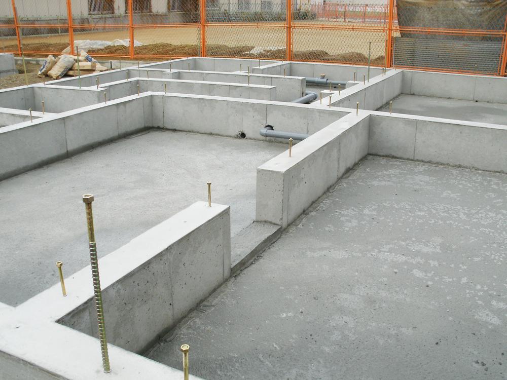 Other. It has approached the reinforced concrete, In solid foundation shape to cover the entire surface under the floor, The entire foundation became the concrete panel integrated has extremely become a reliable structure.  [Other construction site]