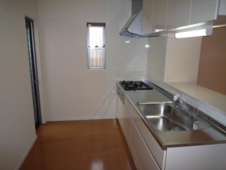 Kitchen. Than model house