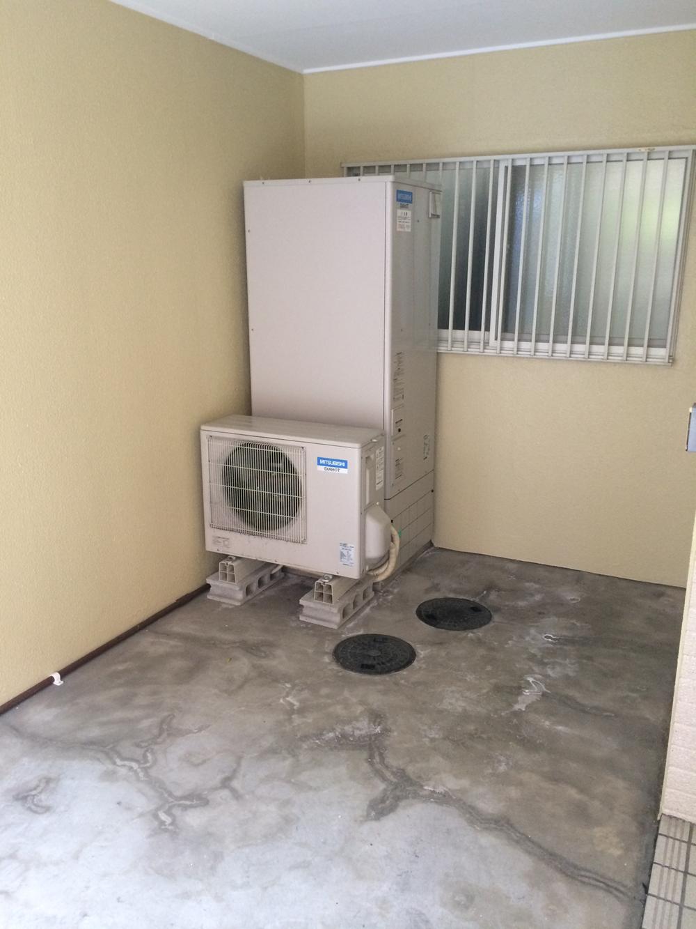 Parking lot. Local (01 May 2014) Shooting