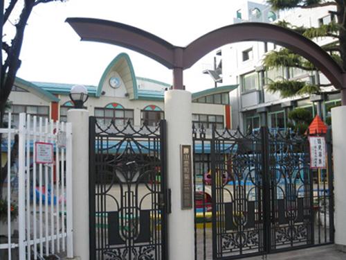 kindergarten ・ Nursery. Katsuyama Aiwa 486m to the third kindergarten