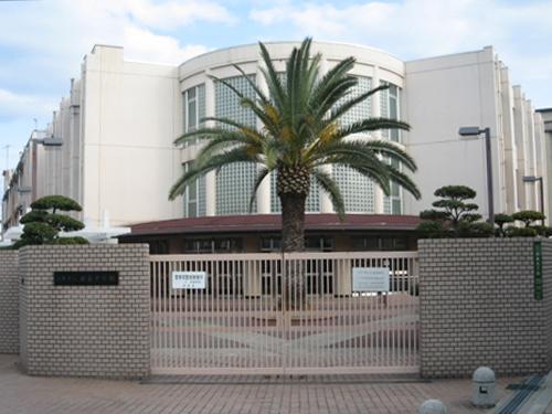Junior high school. Up to 780m Tajima junior high school to Osaka City Tatsuta Island junior high school A 10-minute walk School children is also safe.