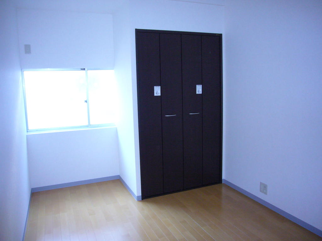 Living and room. It is with storage