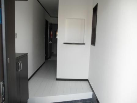 Model house photo. Entrance