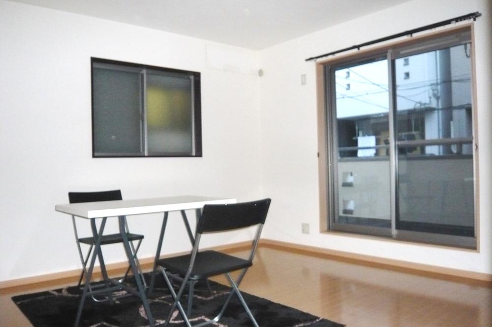 Living. Living spacious is about 18 Pledge. 