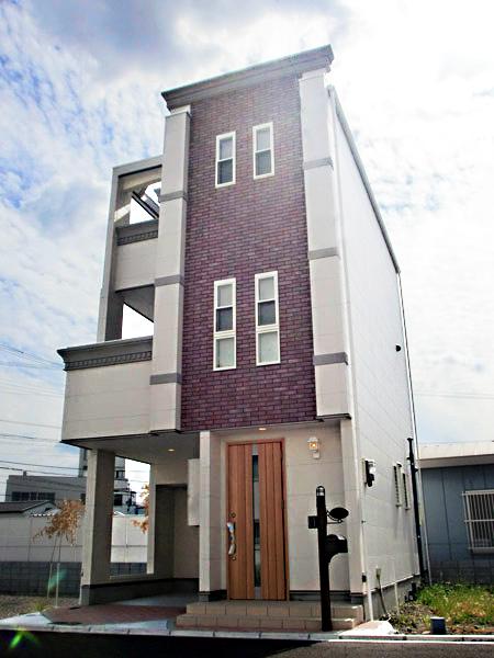 Rendering (appearance). Example of construction