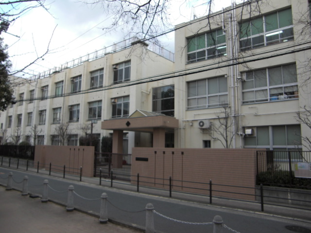 Primary school. 125m to Osaka City Tatsuta Island elementary school (elementary school)