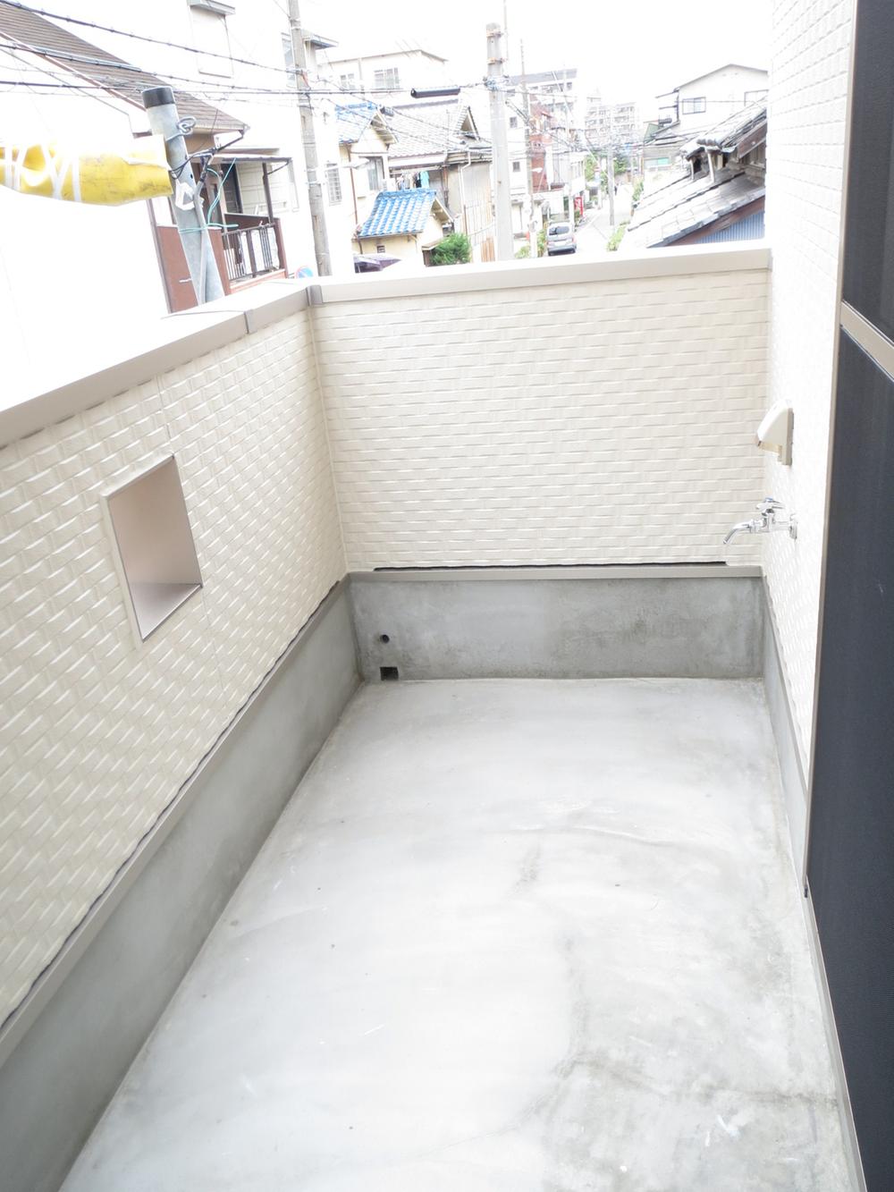 Balcony. Second floor balcony