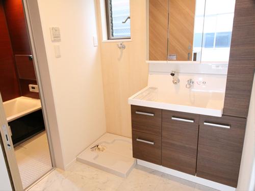 Same specifications photos (Other introspection). Same specifications LIXIL, TOTO, Can you choose from Panasonic. 3 mirror Vanity standard specification