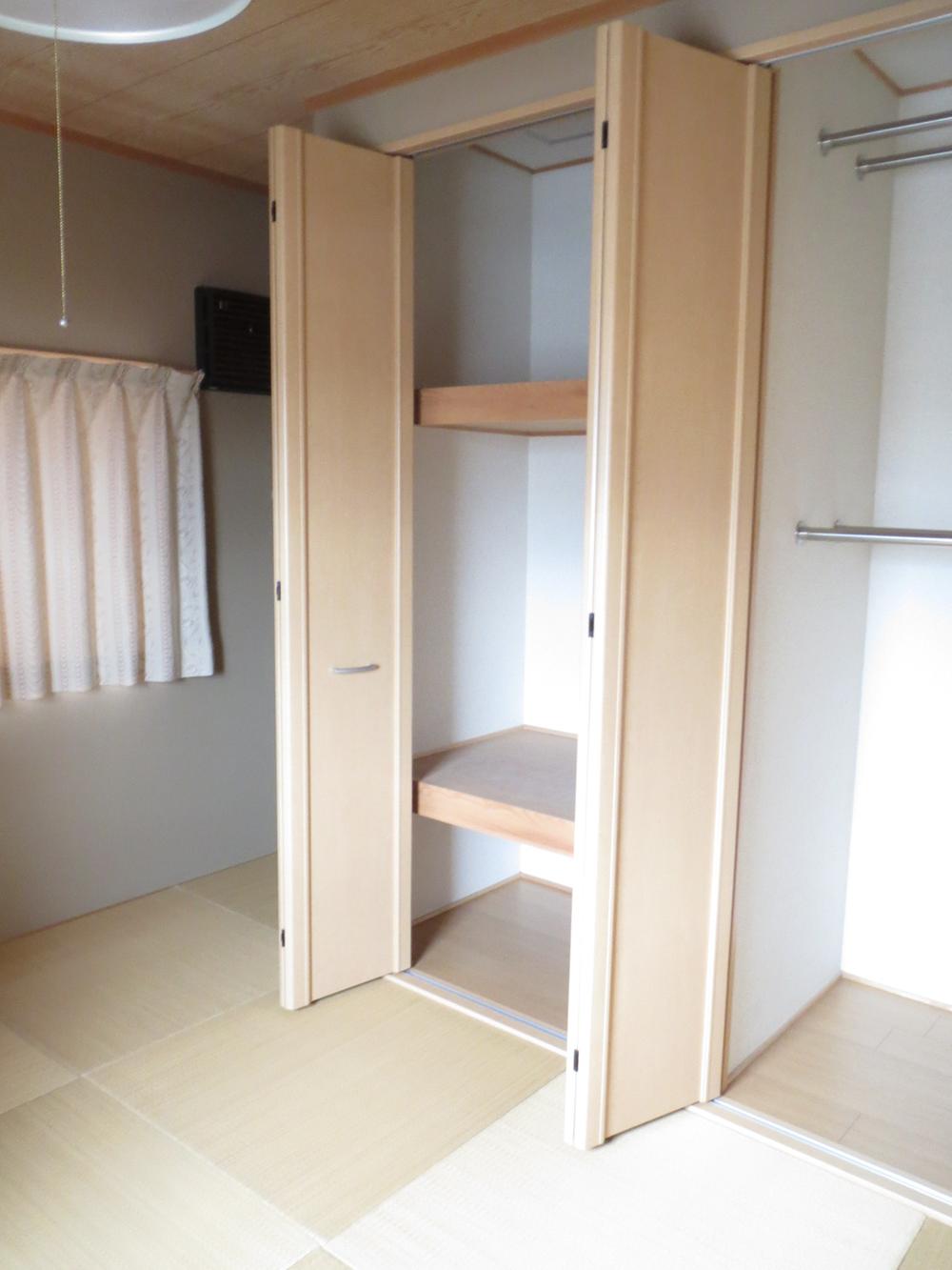 Receipt. Third floor: Japanese-style room