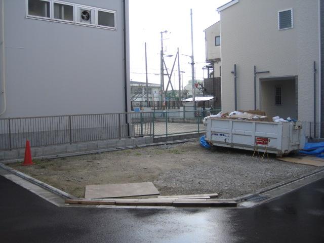 Local land photo. Local (12 May 2013) Shooting