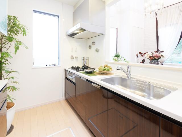 Same specifications photo (kitchen). Other construction site