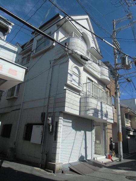Local photos, including front road. Residence of glad corner lot