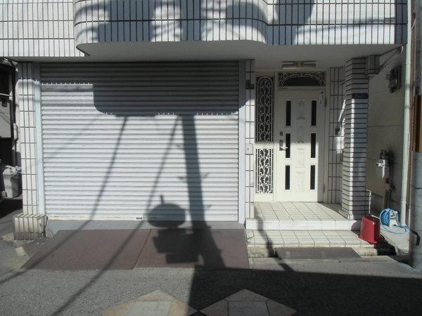 Parking lot. Parking space two Allowed, Inner garage