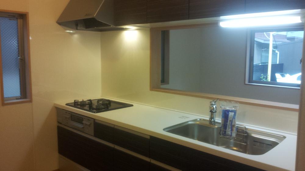 Kitchen. Water purifier with a face-to-face kitchen