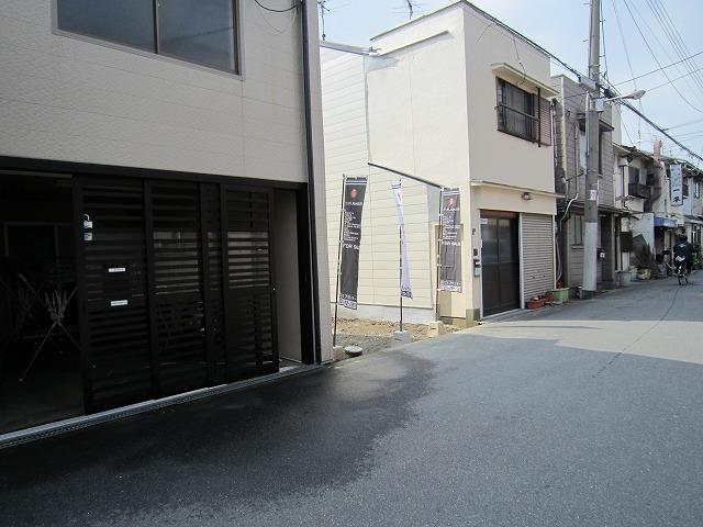 Local photos, including front road. Construction planned site near road, There are spacious about 6m.