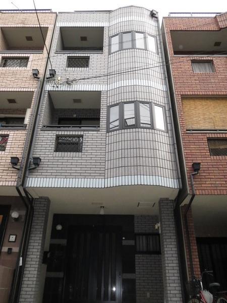 Local appearance photo