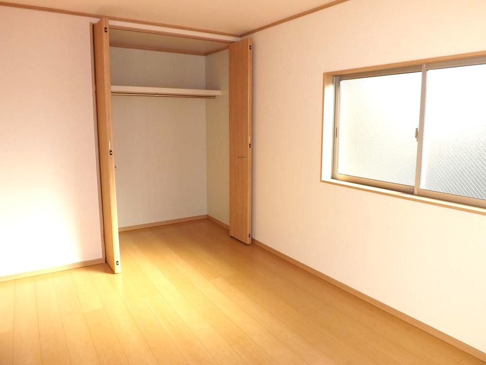 Other introspection. Local photos (Western-style)