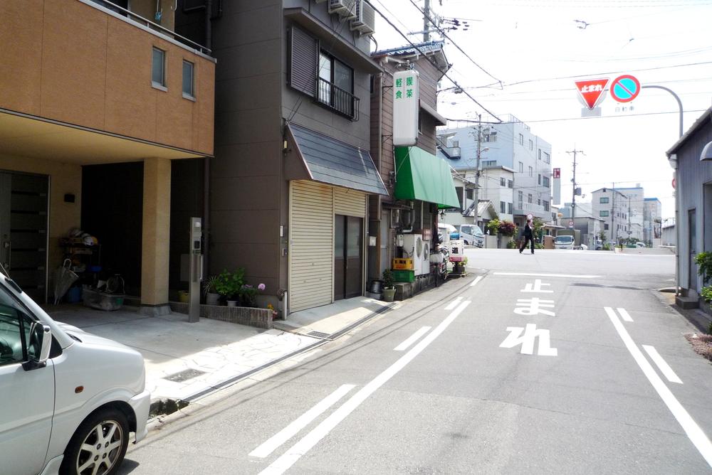 Local photos, including front road. Local (June 2013) Shooting