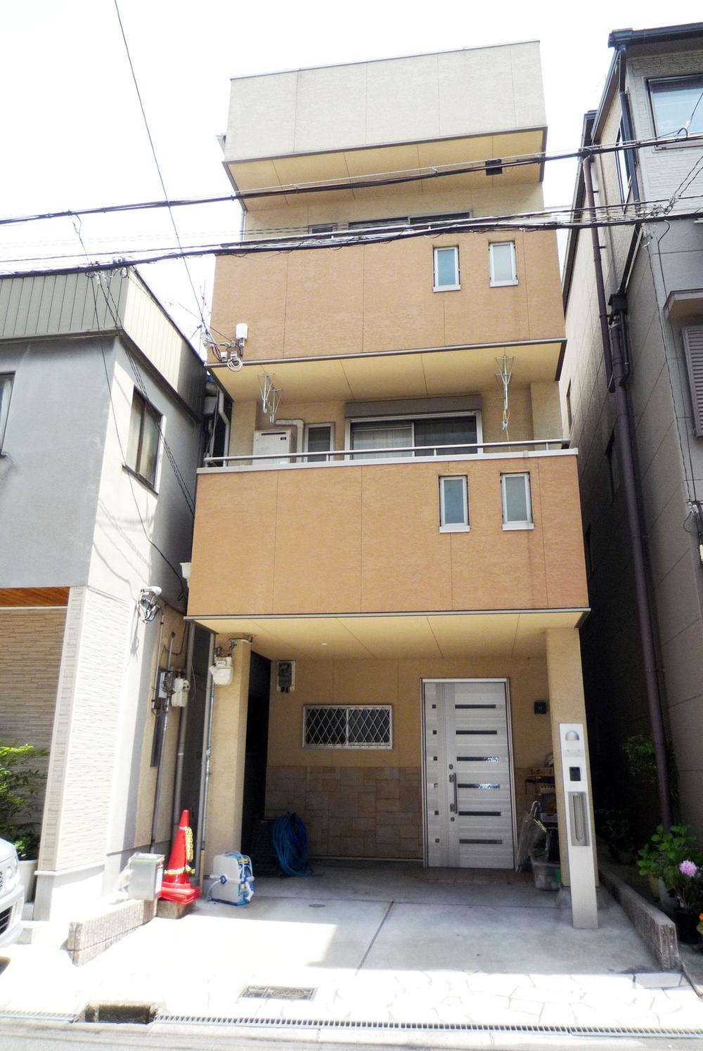 Local appearance photo. Local (June 2013) Shooting