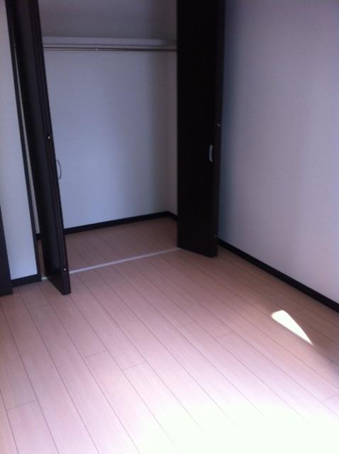 Receipt. Space clean organized in plenty of storage capacity! By concentrating the storage, Visibility is spread is "the room is wide feeling of freedom full"! 