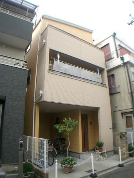 Local appearance photo