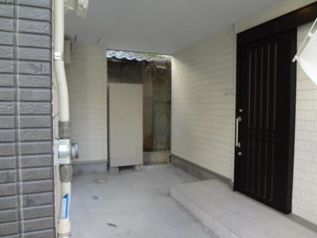 Local appearance photo. Local (June 2013) Shooting Parking spaces are also spacious