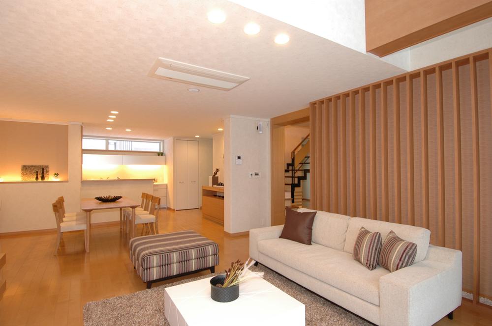 Same specifications photos (living)