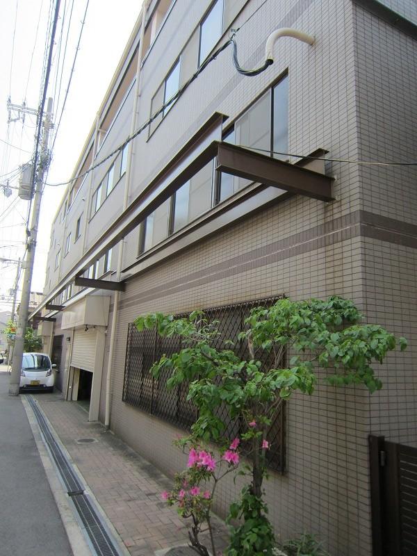 Local appearance photo. Local shooting