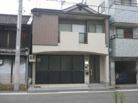 Local appearance photo