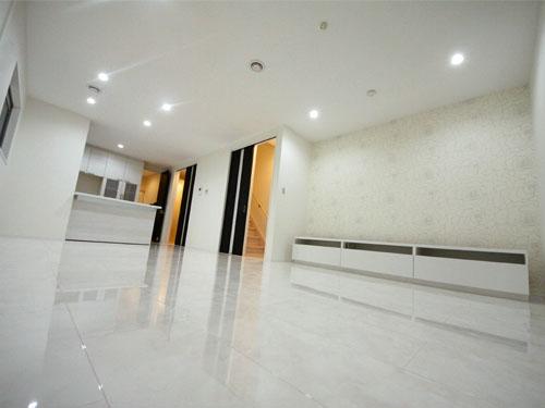 Same specifications photos (living). Bright light down a new life in the bright and clean living is also a standard specification.