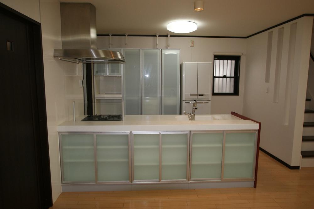 Kitchen. 25 October shooting