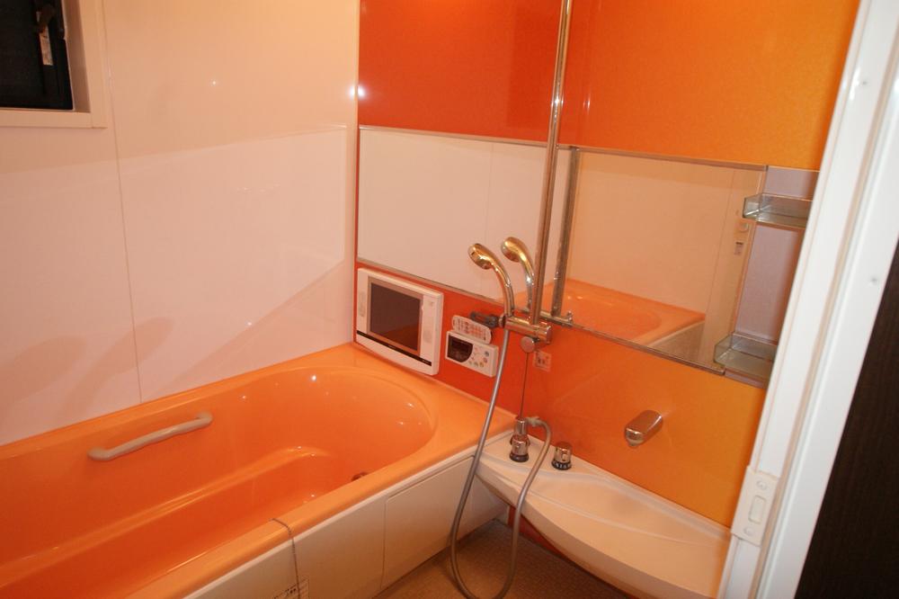 Bathroom. 25 October shooting