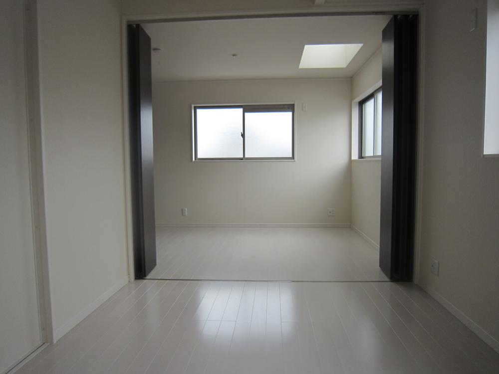 Other. Our indoor construction cases (room of bright image in the white of the floor)